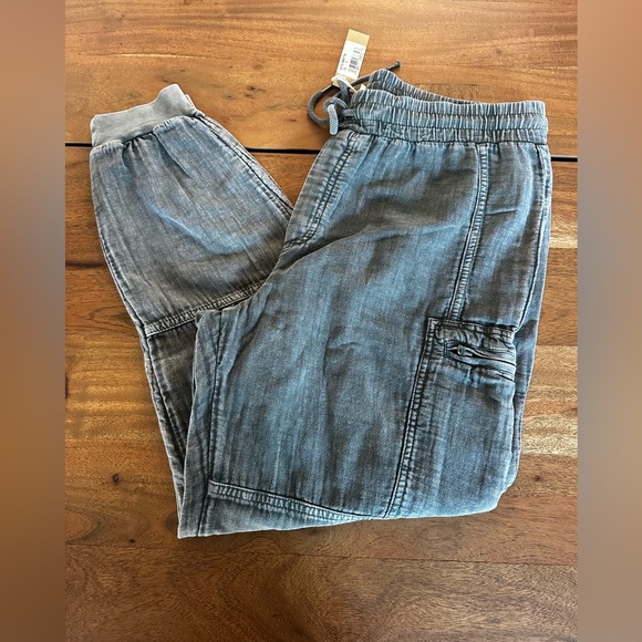 NWT Hello Nite Los Angeles Hudson Seamed Zip Pant- Small - Picture 3 of 5